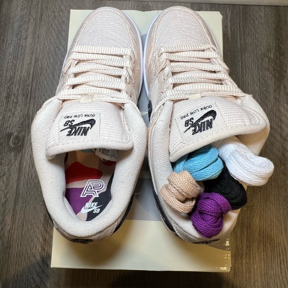 Nike Albino & Preto x Dunk Low SB “Jit-Jitsu” - Picture 5 of 9